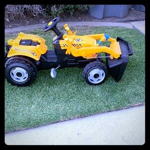 I’m selling this boulder Car